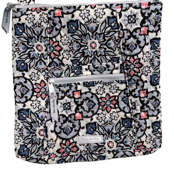 Vera Bradley Lisbon Medallion Hipster, Trifold Wallet, & Checkbook Cover Set - Picture 4 of 13